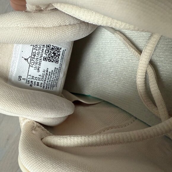 Nike Air Jordan 4 RM Sneakers - Picture 10 of 10